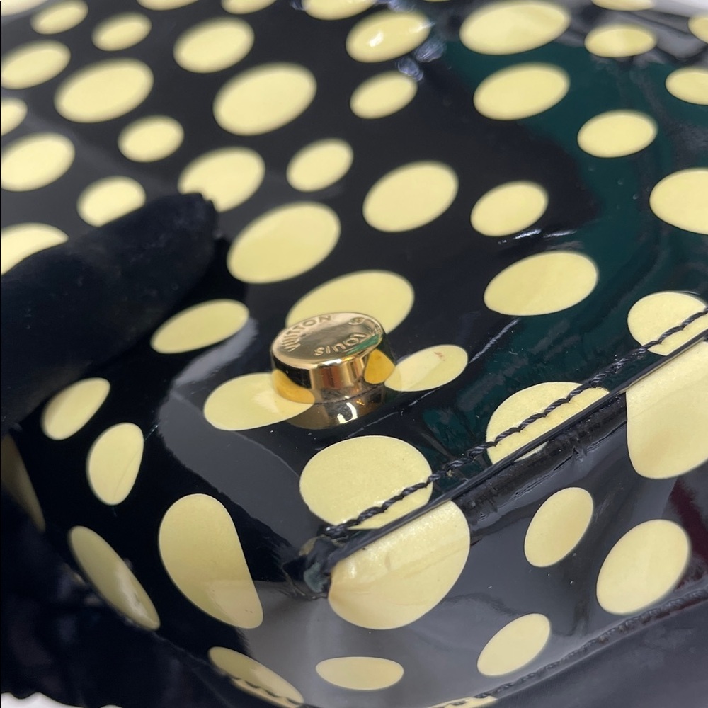 Louis Vuitton x Yayoi Kusama Nylon Monogram Lockit MM Limited Edition Tote Bag - Picture 8 of 16